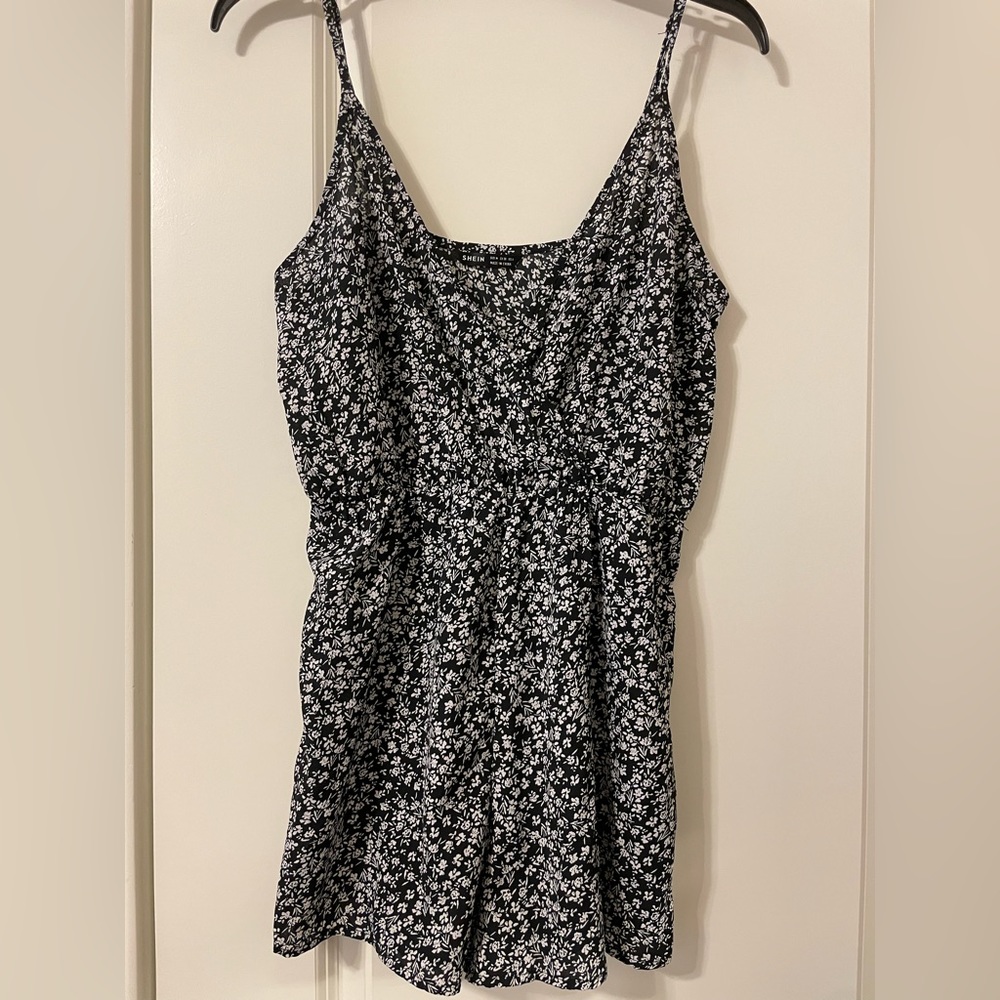 NWOT floral romper